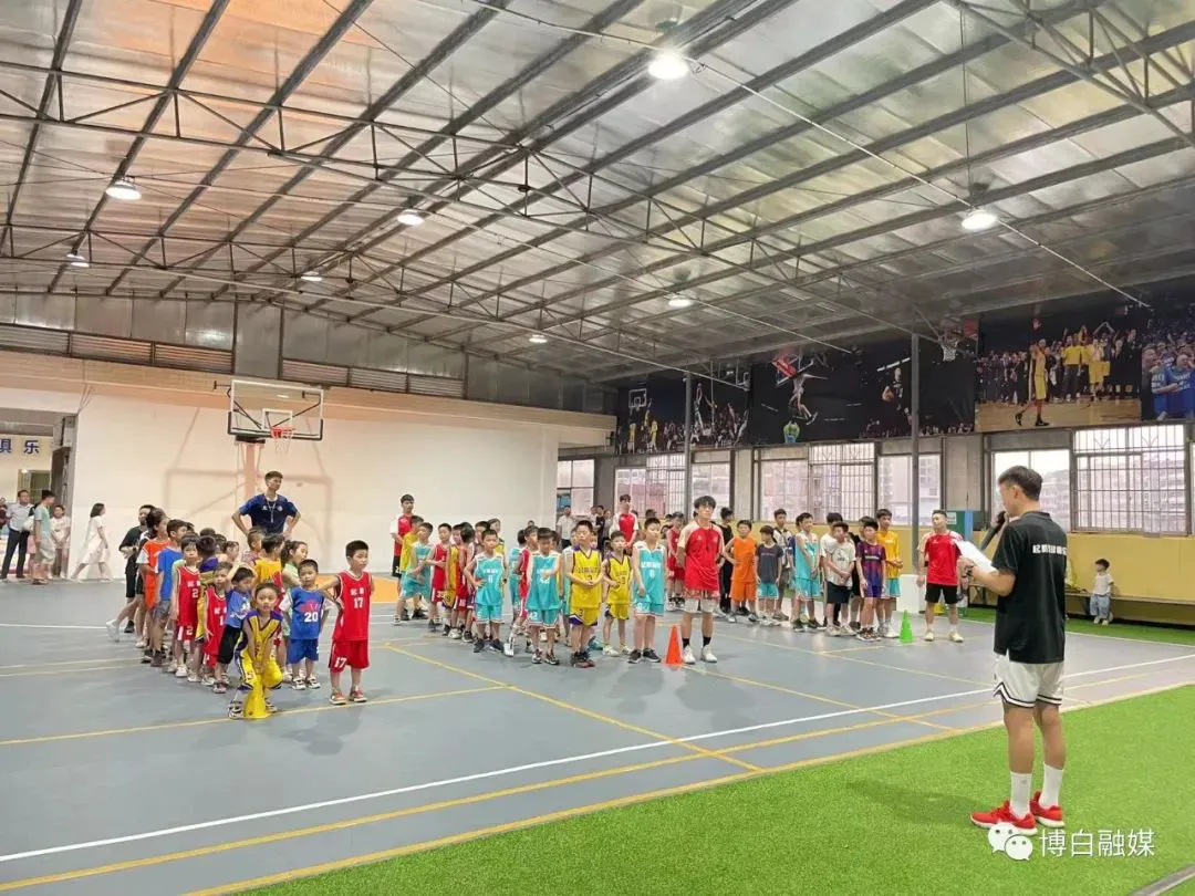 控卫如何通过视频学习提高技术水平_1
